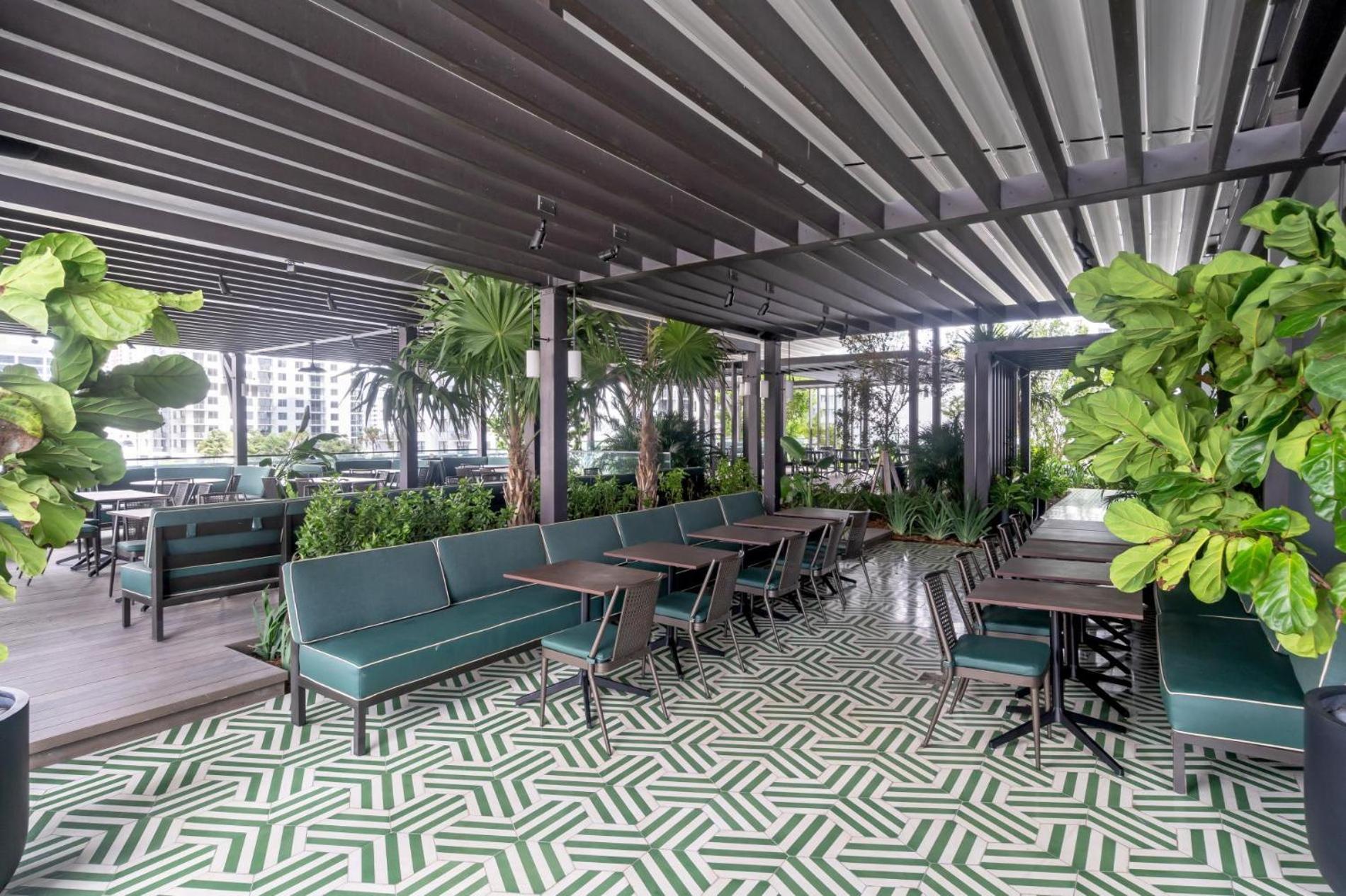Modern 1Br Apartment With Breathtaking Views Heart Of Downtown マイアミ エクステリア 写真