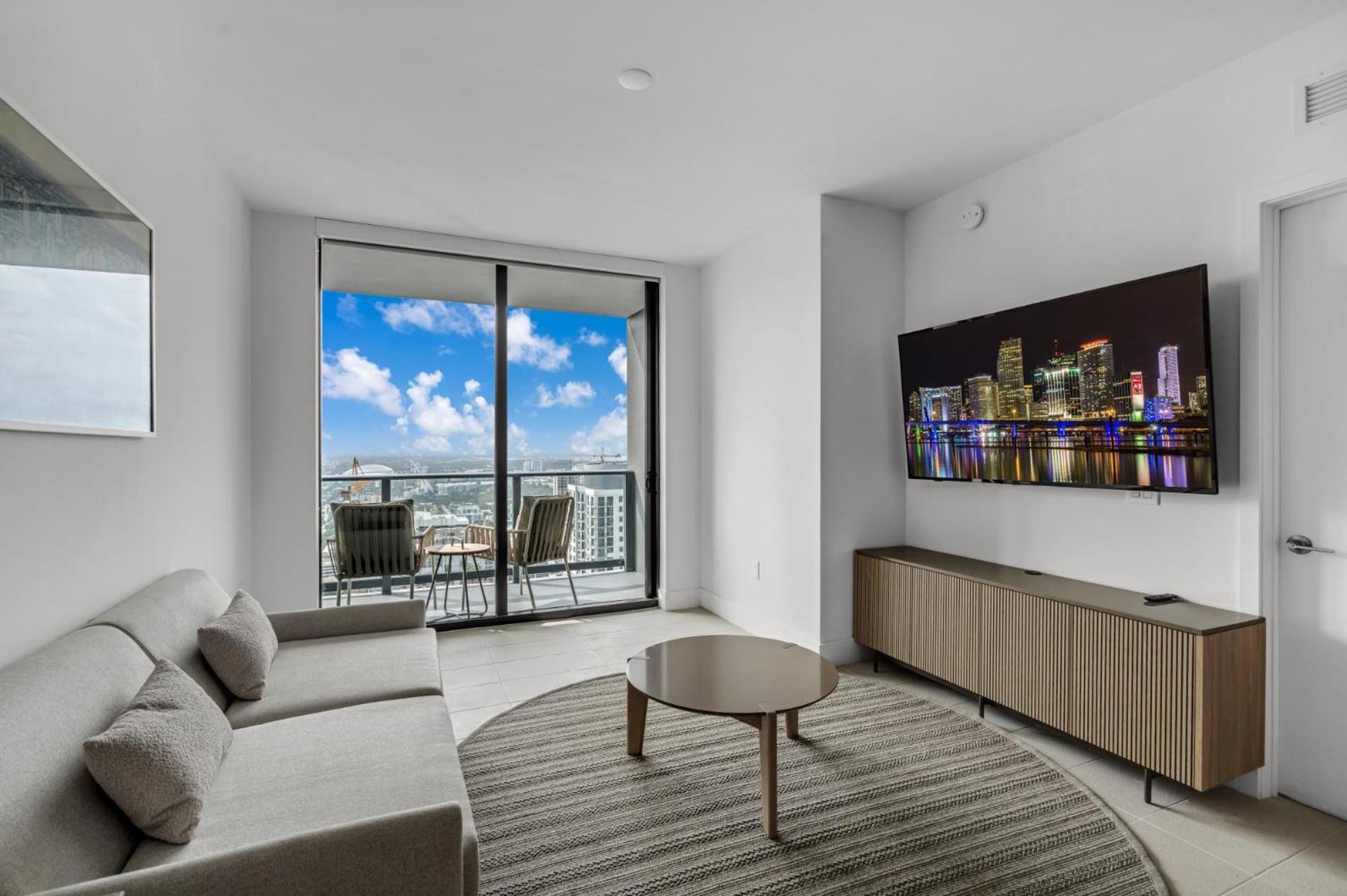 Modern 1Br Apartment With Breathtaking Views Heart Of Downtown マイアミ エクステリア 写真